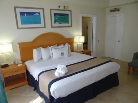 On Hollywood Beach - Affordable One Bedrooms Sleeps 6 With Two Bathrooms
